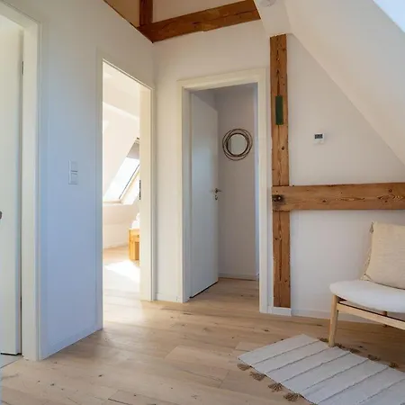 Haus-an-der-mole-wohnung-l * Großenbrode