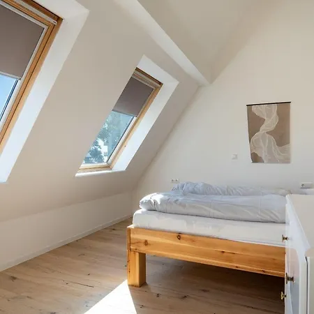 Haus-an-der-mole-wohnung-l Appartement *